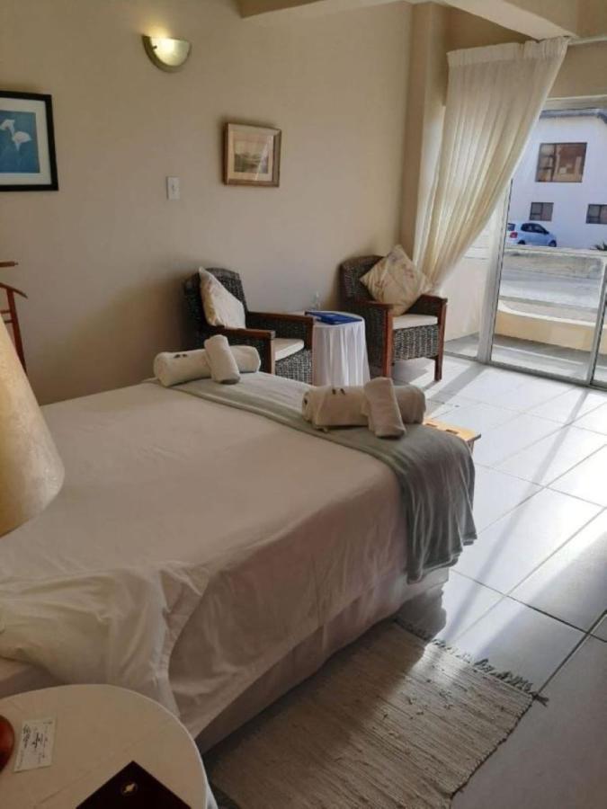 Whale Watchers Inn Witsand Bagian luar foto